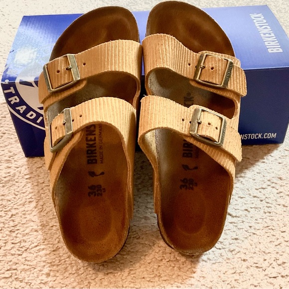 Birkenstock Suede Embossed - Picture 4 of 7